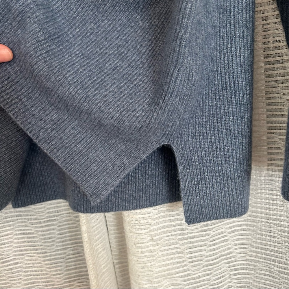 NWOT! Eileen Fisher Italian Cashmere V-Neck Sweater in “eclipse” - Picture 13 of 15